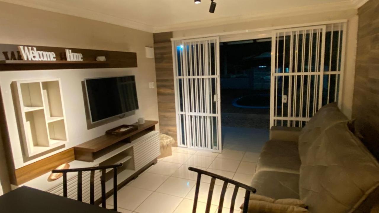 Casa De Praia Top! Beto Carrero, 500M Do Parque, Com Piscina E Sinuca, 1 Suite E 2 Quartos, 3Bwc, A 300M Da Praia, Churrasqueira E Estacionamento Privado Penha  Zewnętrze zdjęcie
